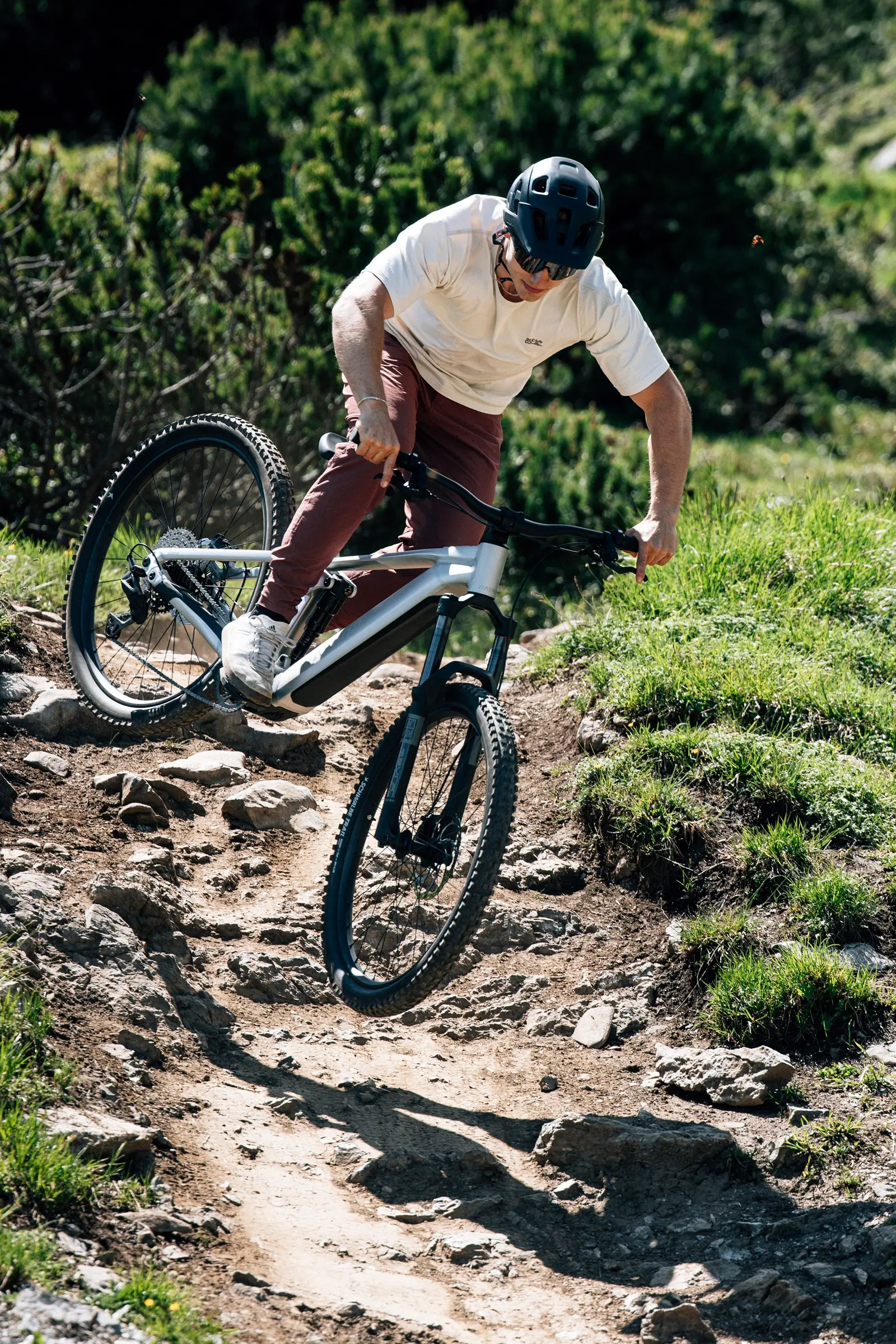 avinox raymon durok pro